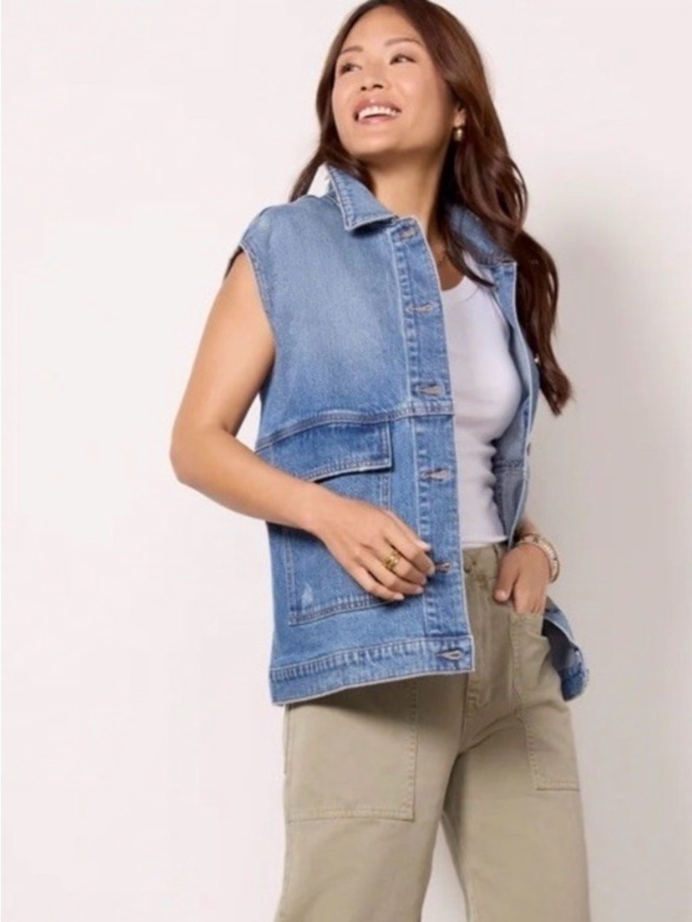 Evereve Denim Sleeveless
Button-Front Vest in Light Blue XL